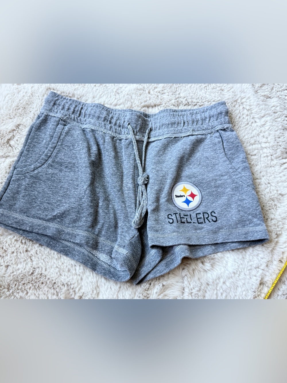 Women's Gray Knit Lounge Shorts. Steelers. Small.
